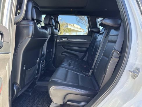 Used 2019 Jeep Grand Cherokee Trailhawk w/ Trailhawk Luxury Group image 23