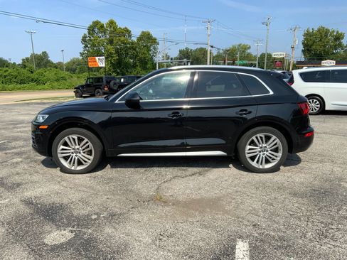 Used 2018 Audi Q5 2.0T Premium Plus w/ Premium Plus Package AWD/4WD image 2