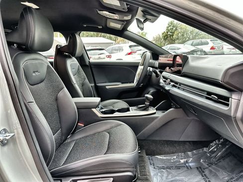 Used 2025 Kia K4 GT-Line image 14