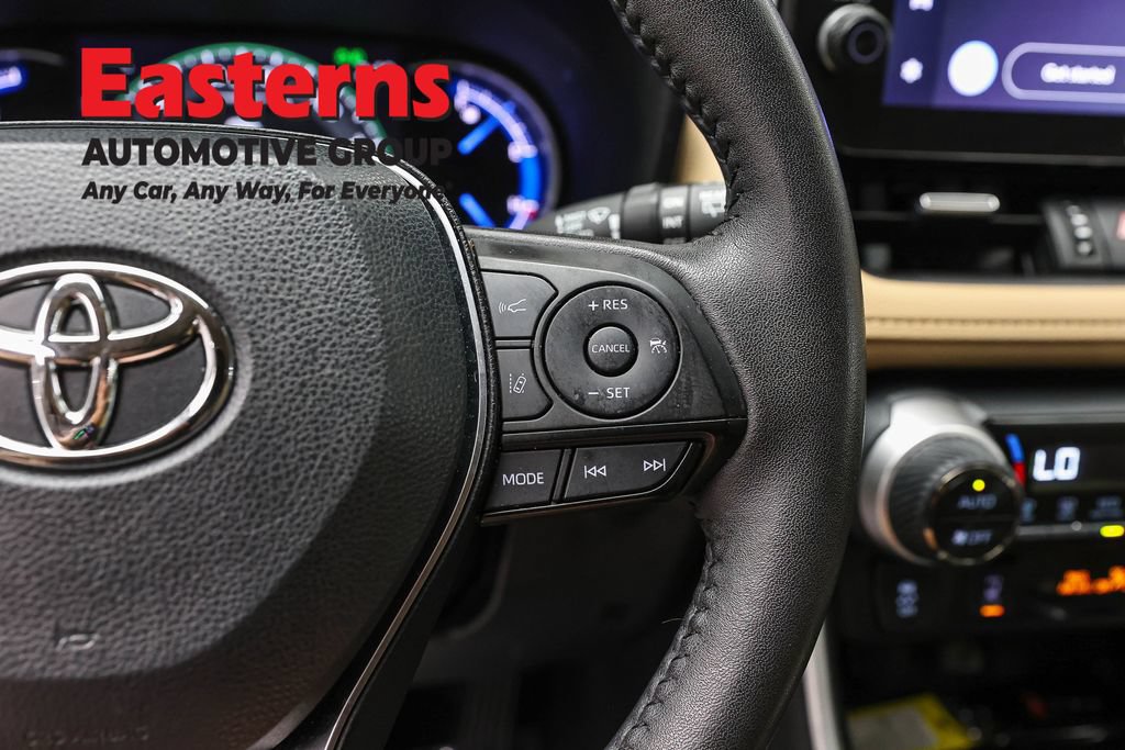 Used 2024 Toyota RAV4 XLE Premium w/ Weather Package AWD/4WD image 17