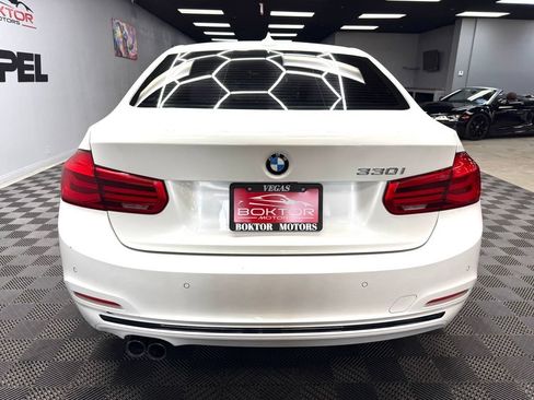 Used 2017 BMW 330i Sedan RWD image 12
