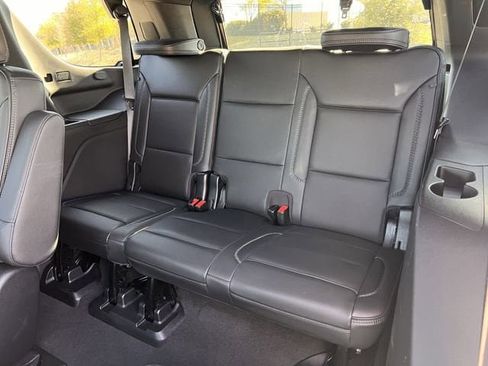 Used 2023 GMC Yukon Denali w/ Denali Reserve Package image 31