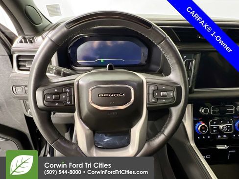 Used 2023 GMC Yukon XL Denali w/ Denali Reserve Package image 8