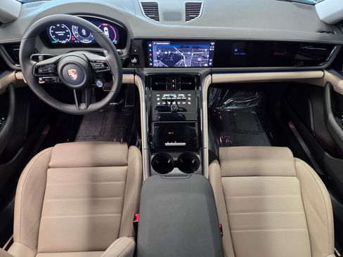 New 2026 Porsche Panamera RWD image 13
