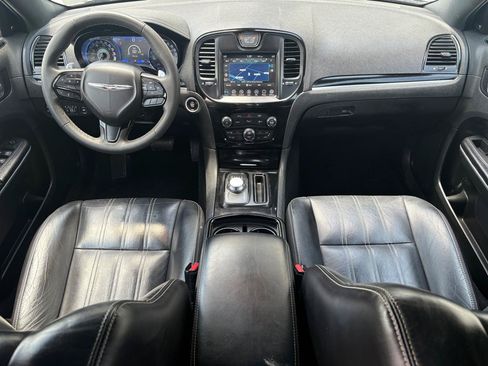 Used 2022 Chrysler 300 S RWD image 13