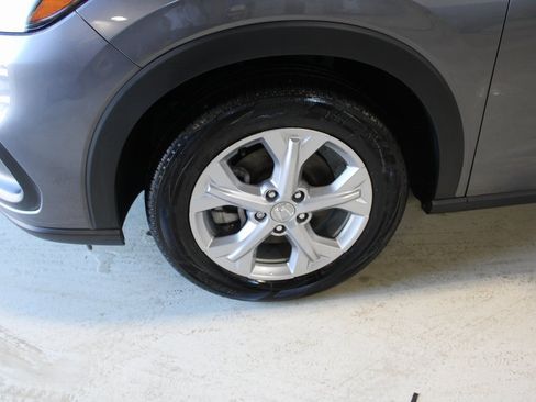 Used 2023 Honda HR-V LX image 7