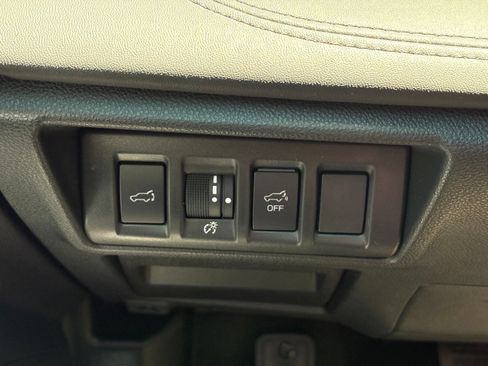 Certified 2025 Subaru Outback Wilderness AWD/4WD image 17