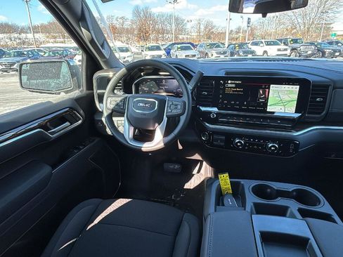 New 2026 GMC Sierra 1500 SLE image 27