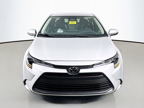 New 2026 Toyota Corolla LE image 2