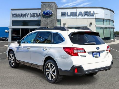 Used 2019 Subaru Outback 3.6R Limited AWD/4WD image 4