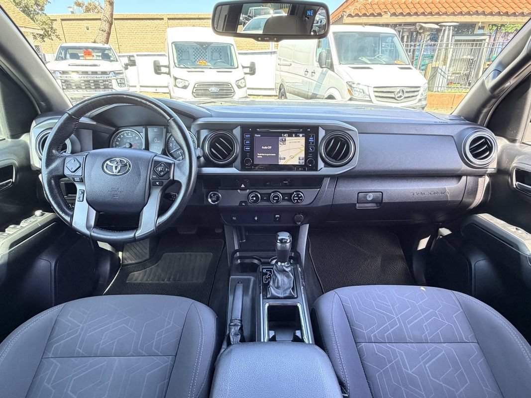 Used 2016 Toyota Tacoma TRD Off-Road w/ Towing Package RWD image 21
