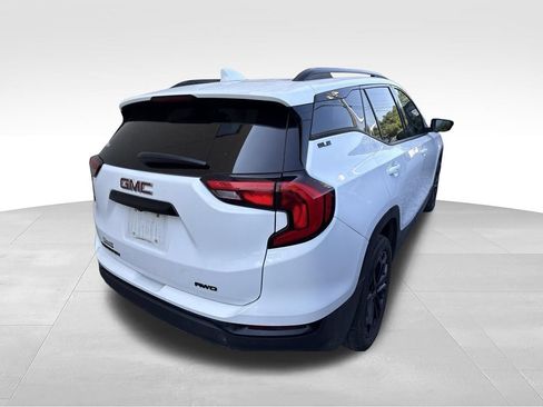 Used 2021 GMC Terrain SLE w/ Driver Convenience Package AWD/4WD image 8