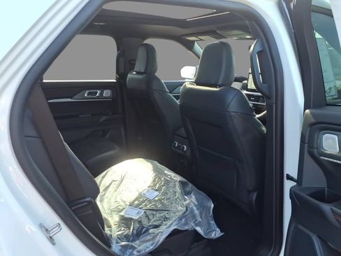 New 2026 Ford Explorer ST w/ Sun And Sound Package AWD/4WD image 10