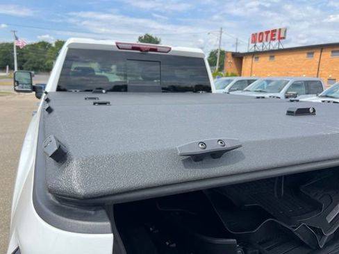 Used 2024 GMC Sierra 3500 Denali Ultimate AWD/4WD image 30