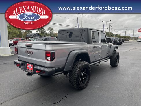 Used 2020 Jeep Gladiator Rubicon image 4