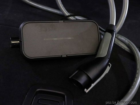 Used 2026 BMW X5 xDrive50e w/ Climate Comfort Package image 33