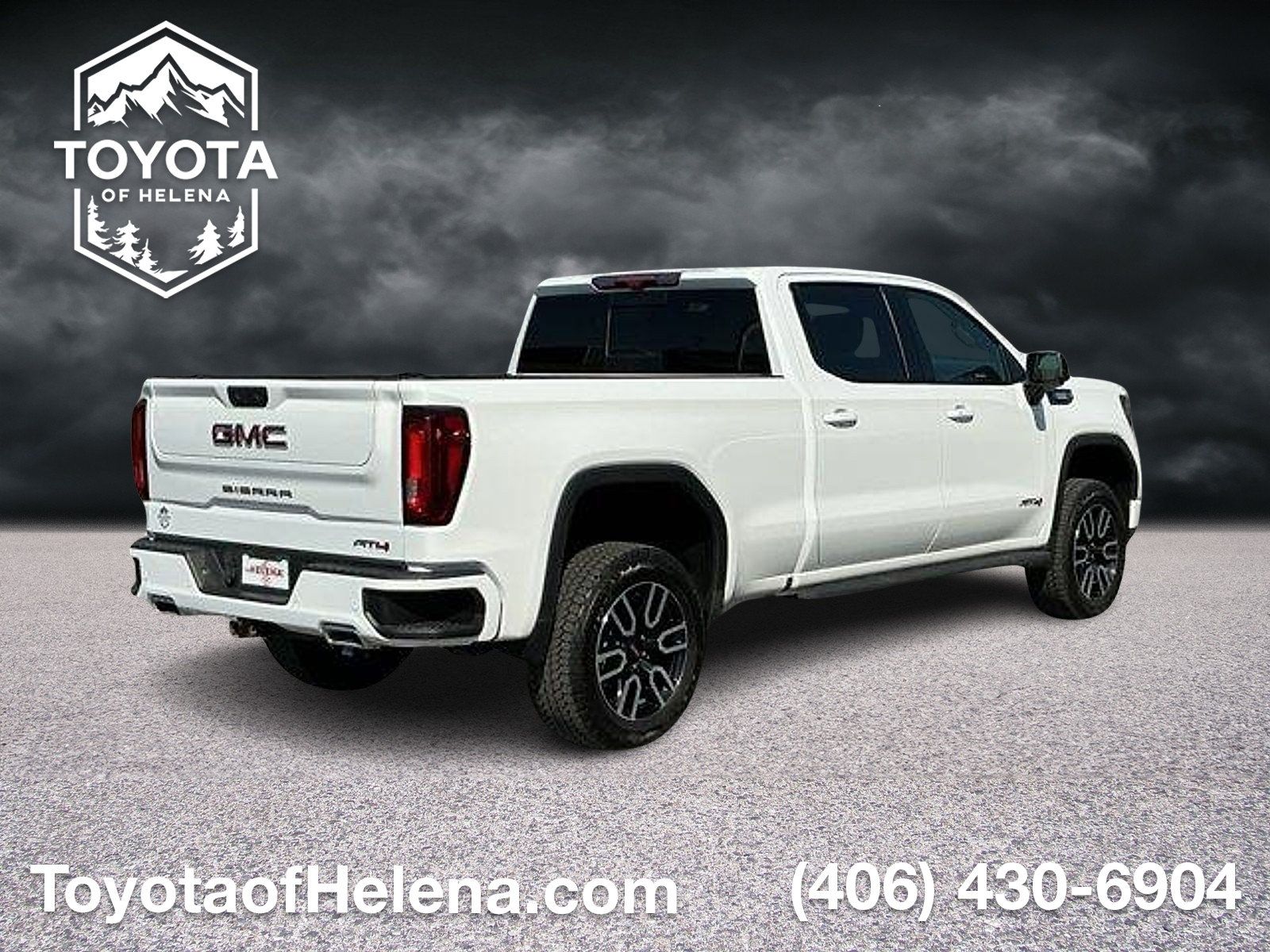 Used 2024 GMC Sierra 1500 AT4 w/ Technology Package AWD/4WD image 5