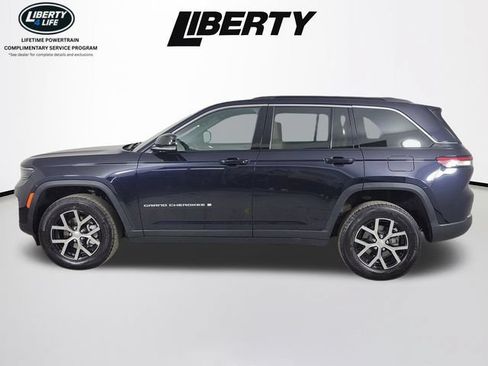 Used 2024 Jeep Grand Cherokee Limited AWD/4WD image 6