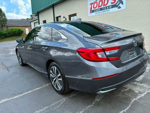 Used 2019 Honda Accord Touring image 8