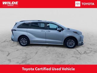 Certified 2025 Toyota Sienna XLE FWD video 2