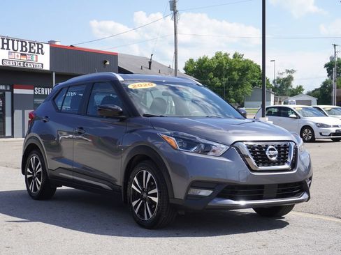 Used 2020 Nissan Kicks SR FWD image 9