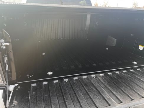 Used 2022 Toyota Tacoma TRD Sport image 23