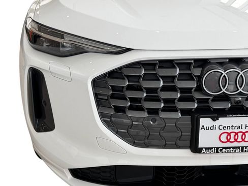 New 2025 Audi Q5 Premium Plus image 11