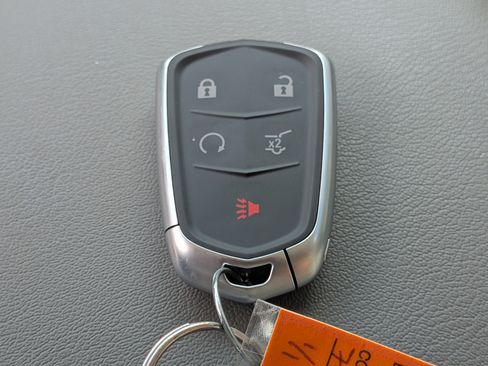 Used 2024 Cadillac XT5 Premium Luxury w/ Technology Package FWD image 34