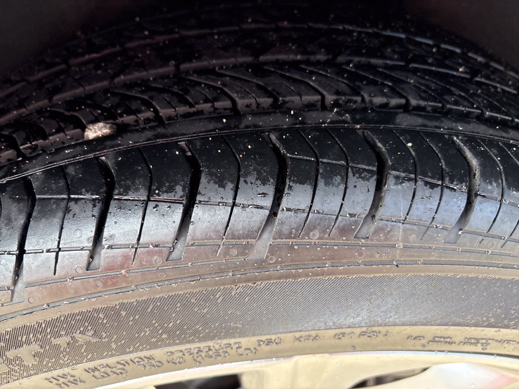 Used 2025 Buick Envista Sport Touring FWD image 28
