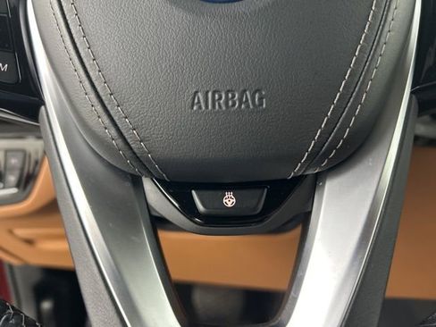 Used 2023 BMW 530e xDrive w/ Convenience Package image 15