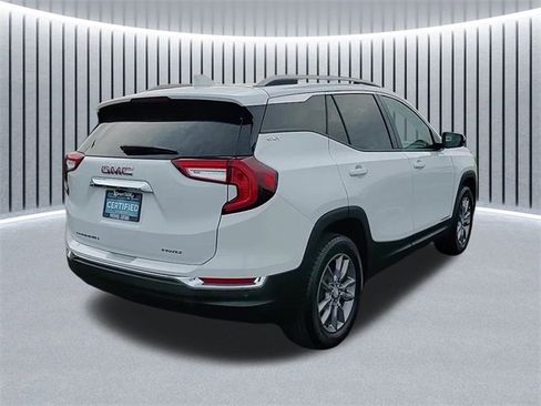 Certified 2022 GMC Terrain SLT w/ LPO, Floor Liner Package image 3