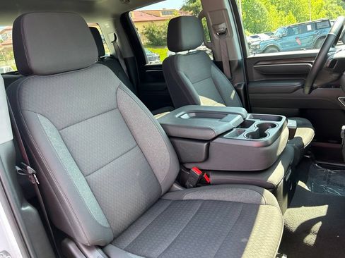 Used 2025 Chevrolet Silverado 2500 LT w/ Convenience Package AWD/4WD image 43