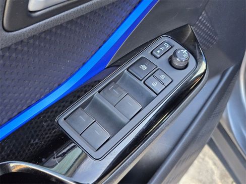 Used 2021 Toyota C-HR XLE image 12