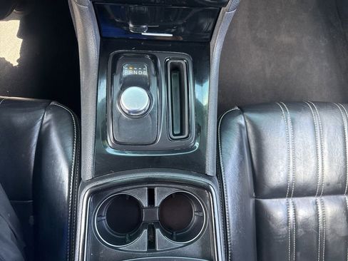 Certified 2023 Chrysler 300 S RWD image 22