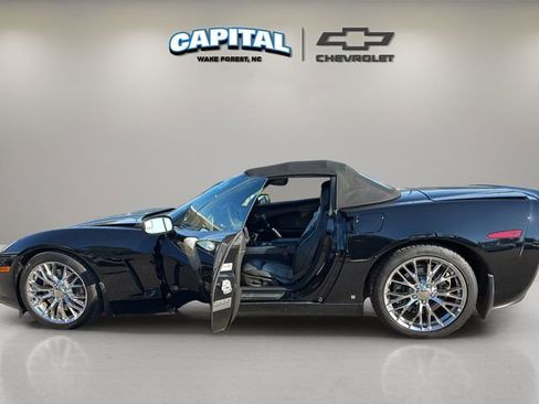 Used 2007 Chevrolet Corvette Convertible w/ Preferred Equipment Group image 13