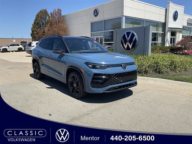 New 2026 Volkswagen Tiguan SE R-Line AWD/4WD image 1