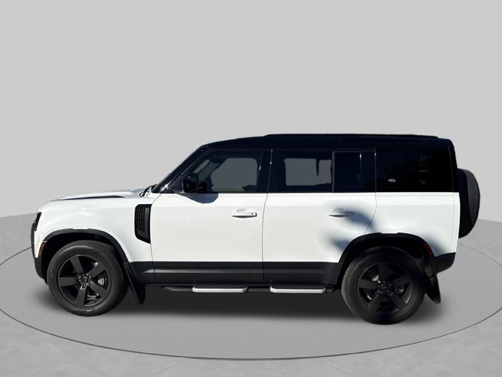 Used 2021 Land Rover Defender 110 SE AWD/4WD image 9