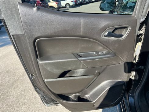 Used 2018 Chevrolet Colorado ZR2 AWD/4WD image 19