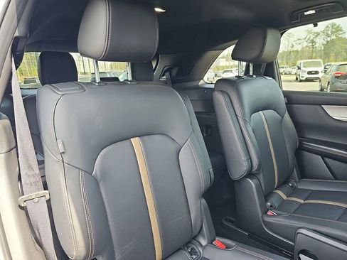 Used 2024 MAZDA CX-90 3.3 Turbo w/ Premium Plus Pkg image 13