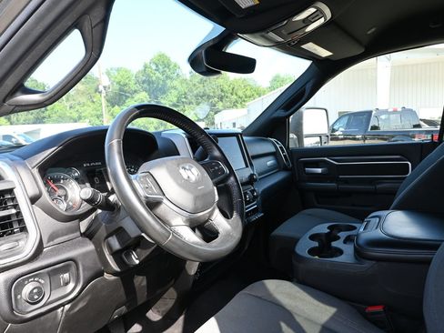 Used 2024 RAM 2500 Big Horn AWD/4WD image 10