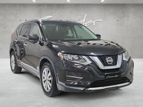 Used 2019 Nissan Rogue S w/ Special Edition Package FWD image 2