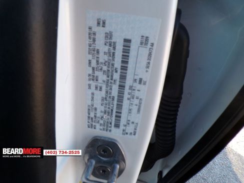 Used 2021 Lincoln Corsair Standard w/ Rear Removable Package Tray image 37