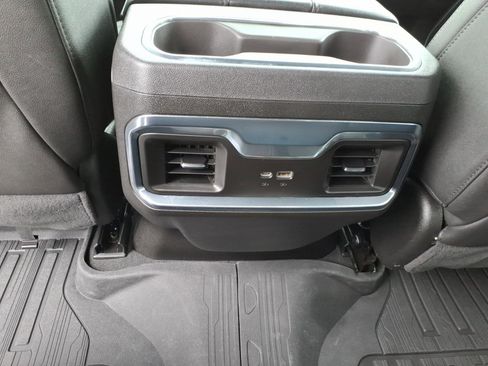 Used 2025 GMC Sierra 1500 Elevation w/ Elevation Premium Package image 9