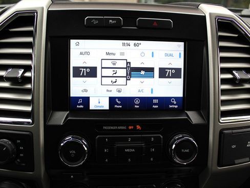 Used 2016 Ford F150 Lariat image 11