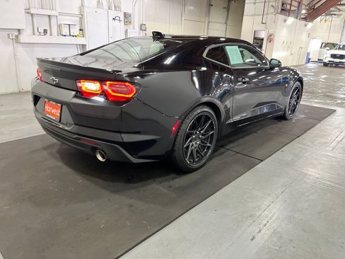 Used 2021 Chevrolet Camaro LT w/ RS Package image 9