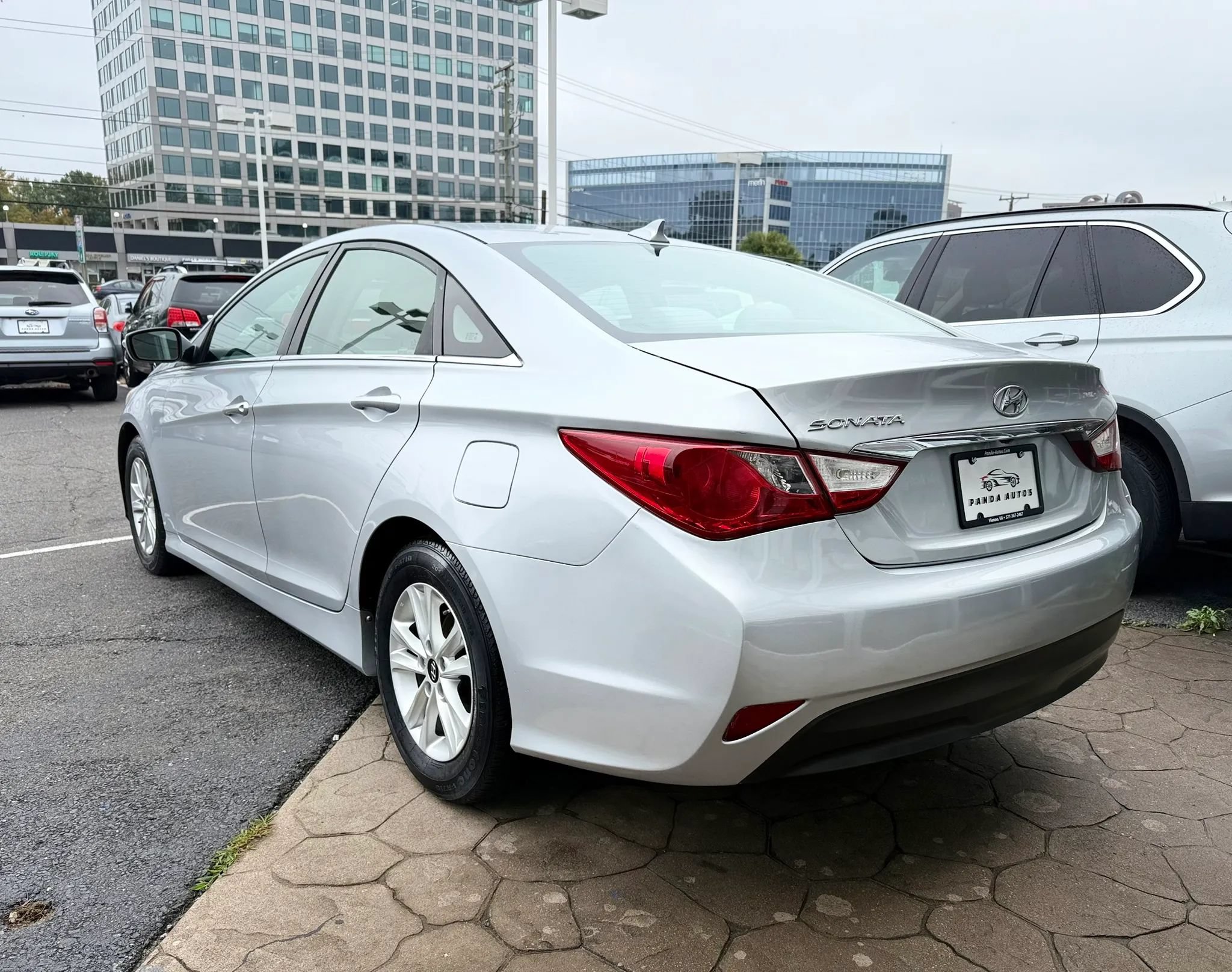 Used 2014 Hyundai Sonata GLS w/ Popular Equipment Group 2 FWD image 5