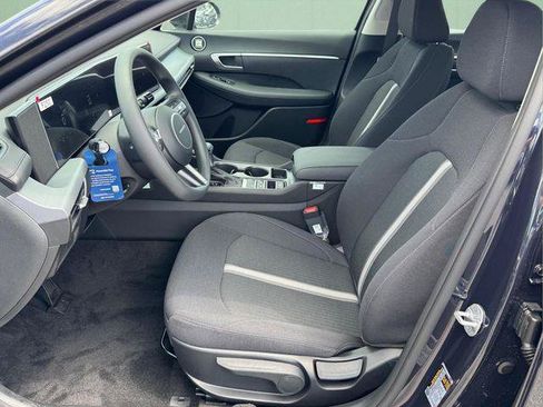 New 2026 Hyundai Sonata SE FWD image 6