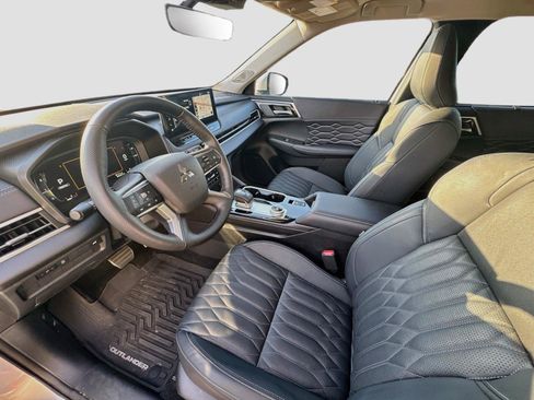Used 2026 Mitsubishi Outlander SEL FWD image 10