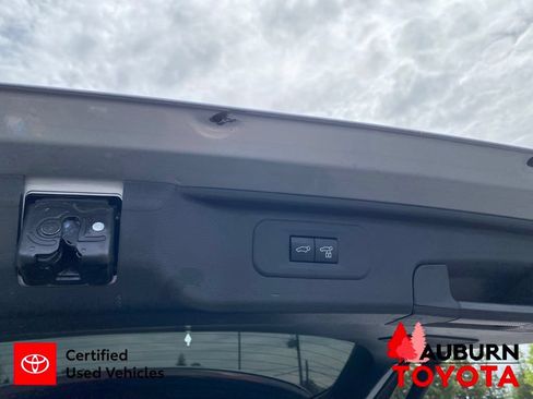 Certified 2024 Toyota Grand Highlander AWD image 14