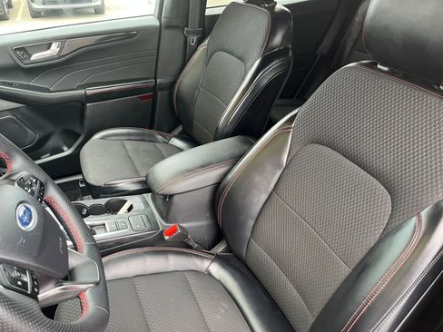 Used 2023 Ford Escape ST-Line image 37